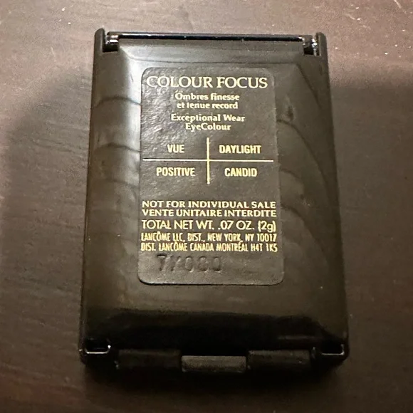 new eye makeup bundle;4 eye shadows; 2 eyeliners; & 1 eyeshadow & blush palette - Picture 3 of 10